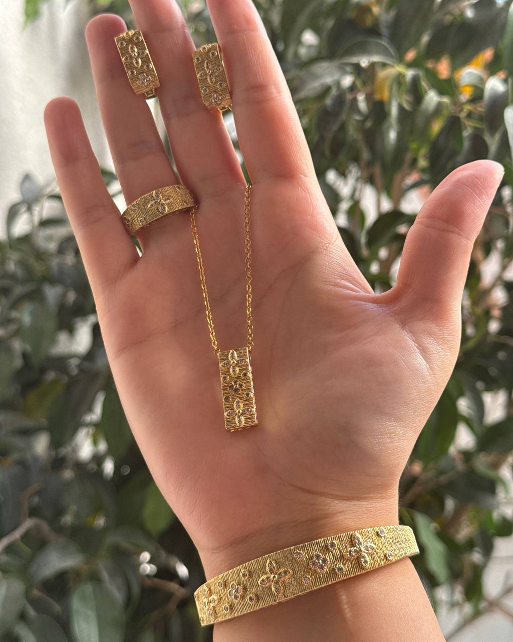Parure Roberto – طقم 4 قطع